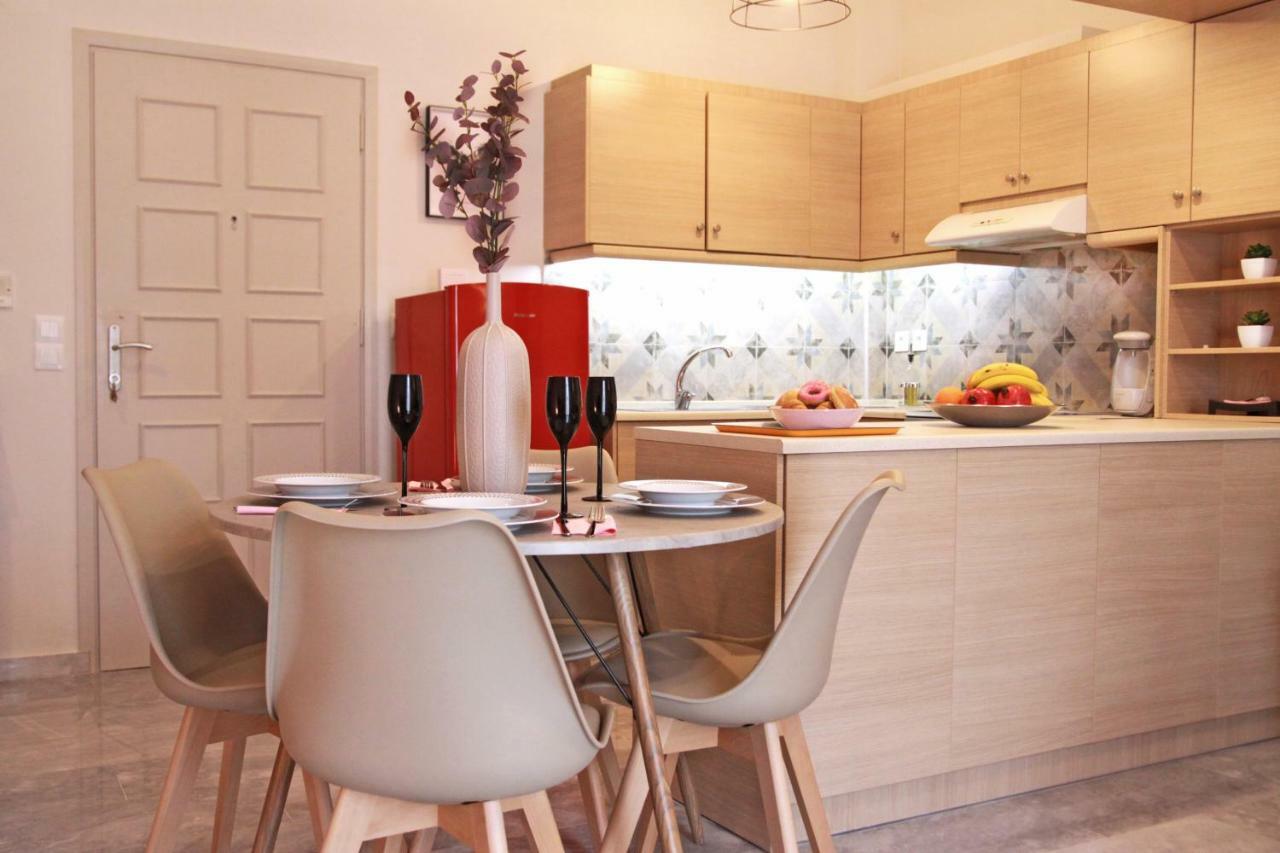 Tres Jolie - Stylish Cityheart Apartment Rethimnon Buitenkant foto