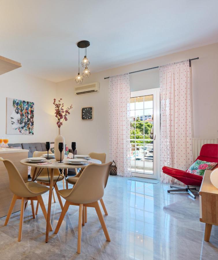 Tres Jolie - Stylish Cityheart Apartment Rethimnon Buitenkant foto
